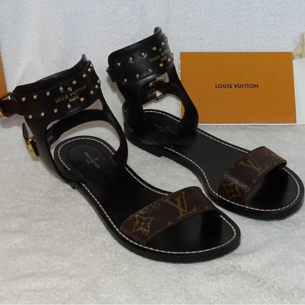 2018 Louis Vuitton Nomad flat gladiator sandals size 10